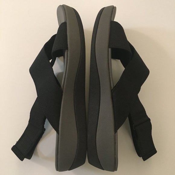 Cloudsteppers by Clarks Cushion Soft Black & Gray Wedge Sandals Shoes Size 8.5 W - Picture 5 of 14